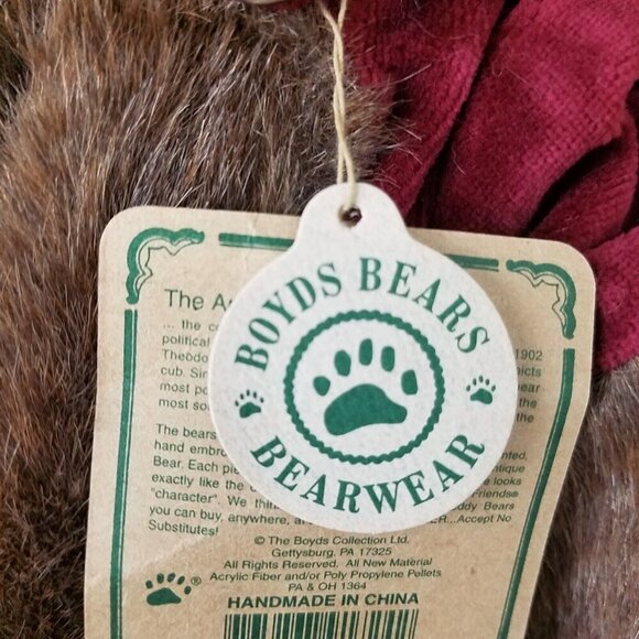 Boyds Bear Mrs. Northstar Fur Trimmed Burgundy Velvet Coat with Hood NWT 5-joint - Picture 11 of 13